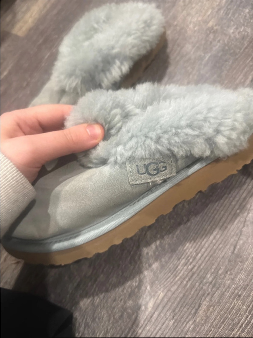 UGG Women's Light Gray Shearling Slide Slippers Sz 8